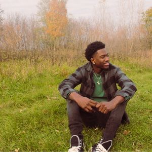 Meet your Posher, Samora